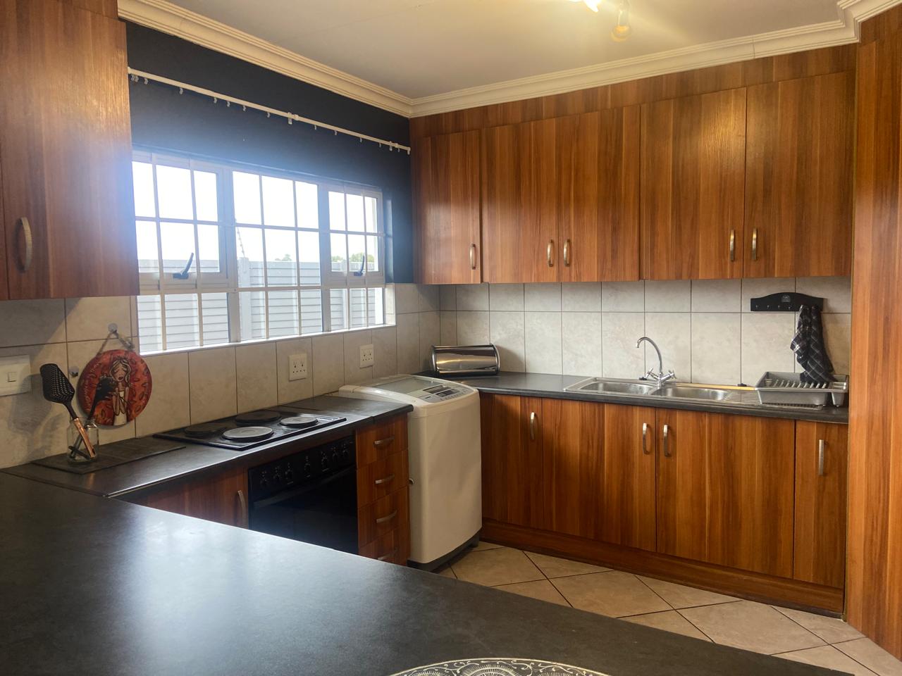 To Let 4 Bedroom Property for Rent in Universitas Free State